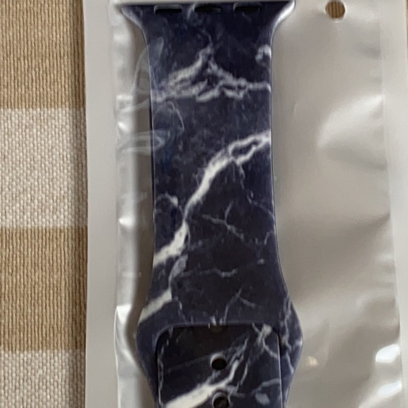 Black Marble S/M Boho Silicone Watch Band NEW - Picture 3 of 3